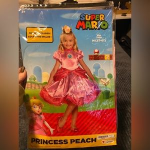 Super Mario princess Peach costume
